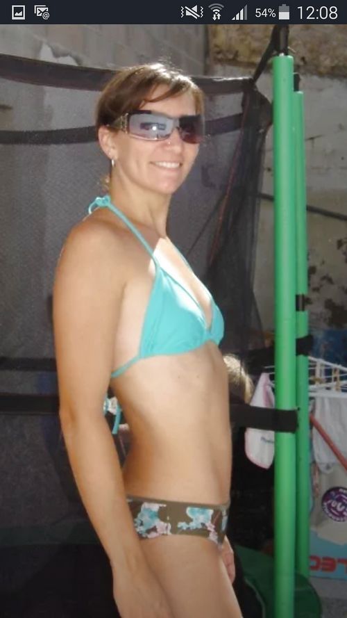 jeune petite pute
